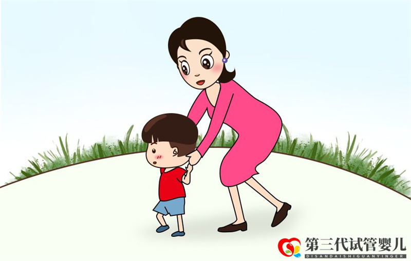 寶寶沒有經(jīng)歷爬的階段直接會(huì)走了，會(huì)有問(wèn)題嗎？(圖1)